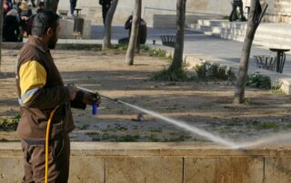 commercial pressure washing